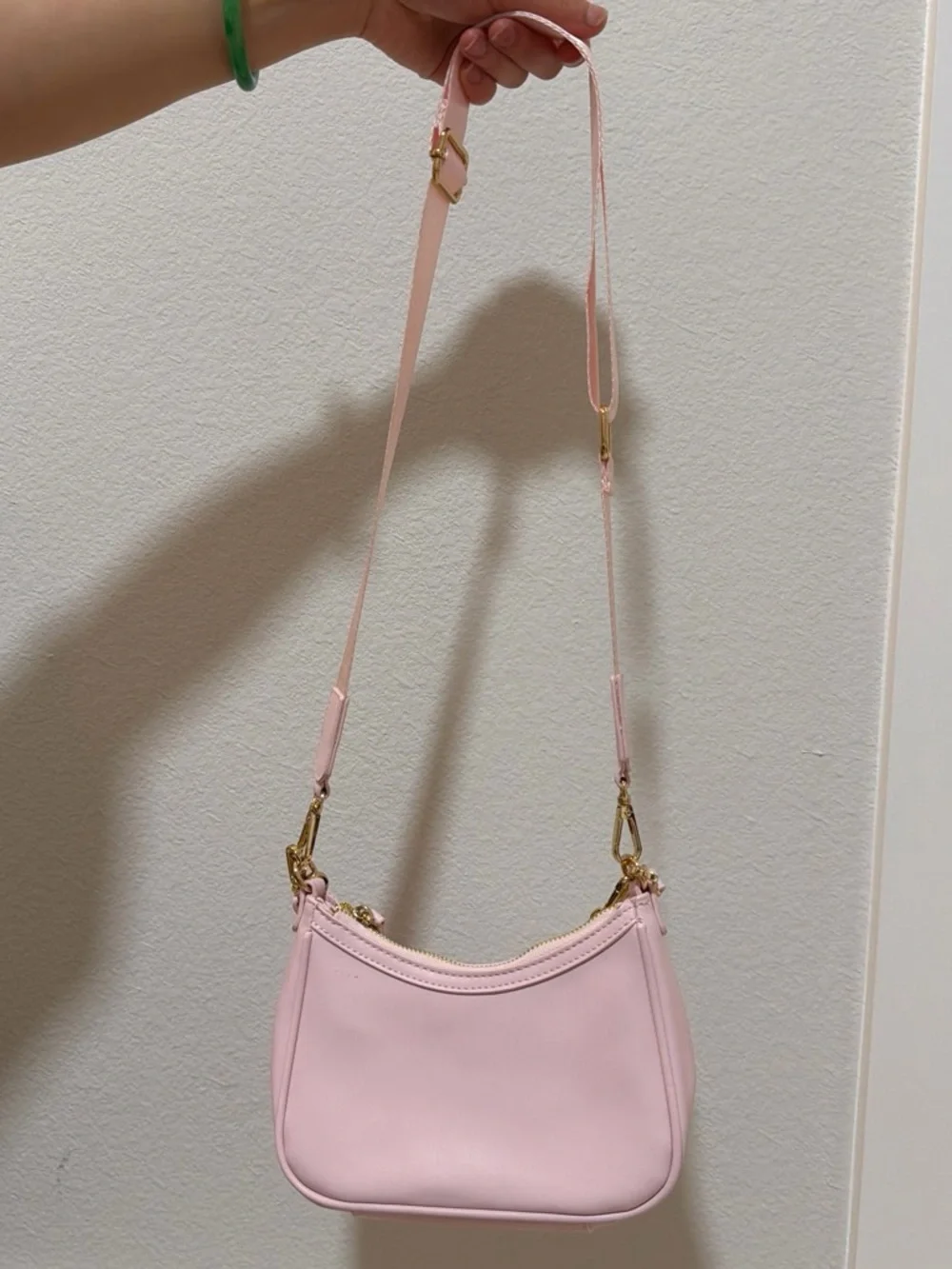 Aldo compact shoulder